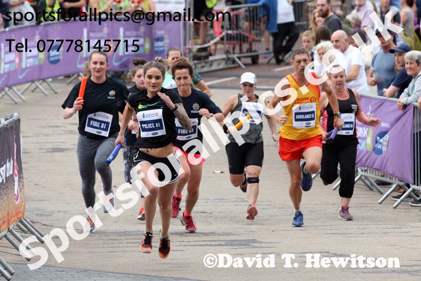Durham City Relay Run, Durham City 10k and 5k Road Races. Photo: David T. Hewitson/Sports for All Pics